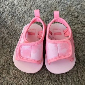 NWOT 3-6month Carter’s adventure sandals